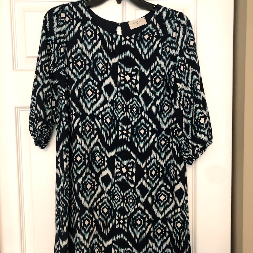 Blue pattern shift dress size small
